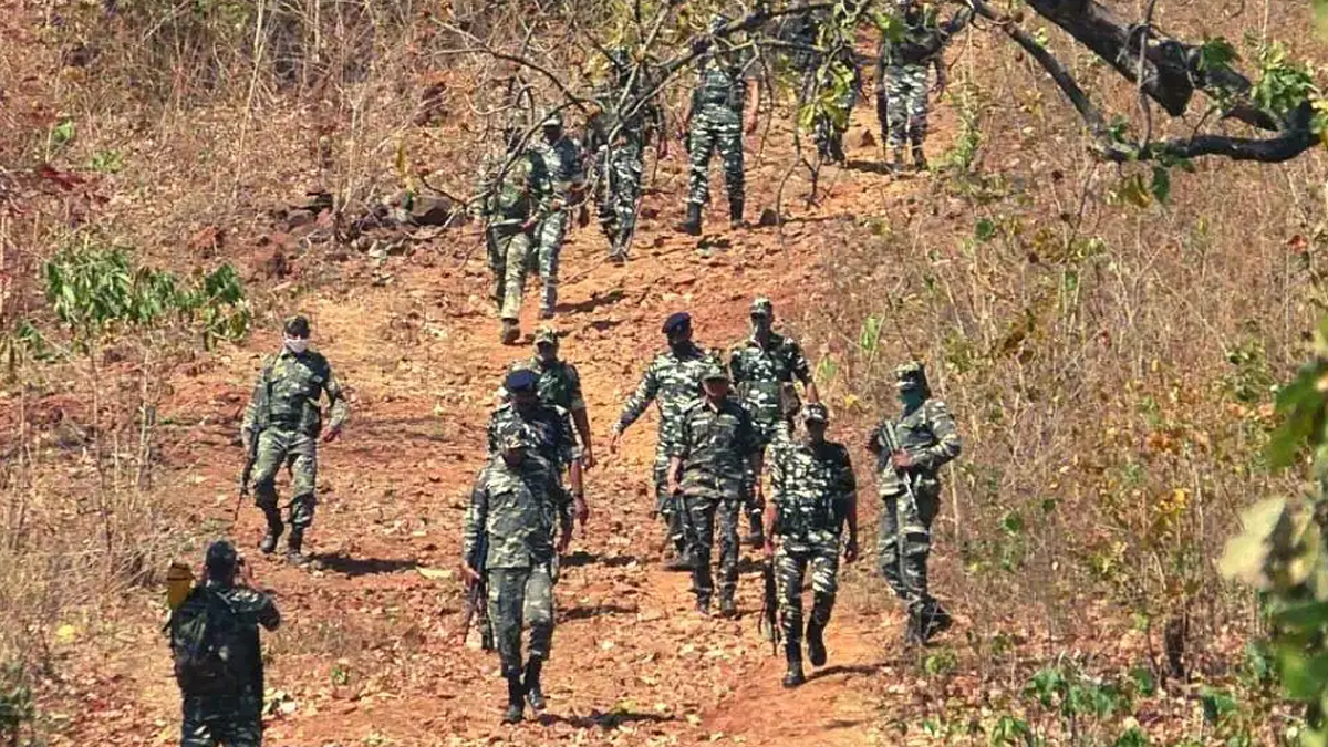 भारतको छत्तीसगढमा नक्सलवादीको आक्रमणबाट २२ सुरक्षाकर्मी मारिए